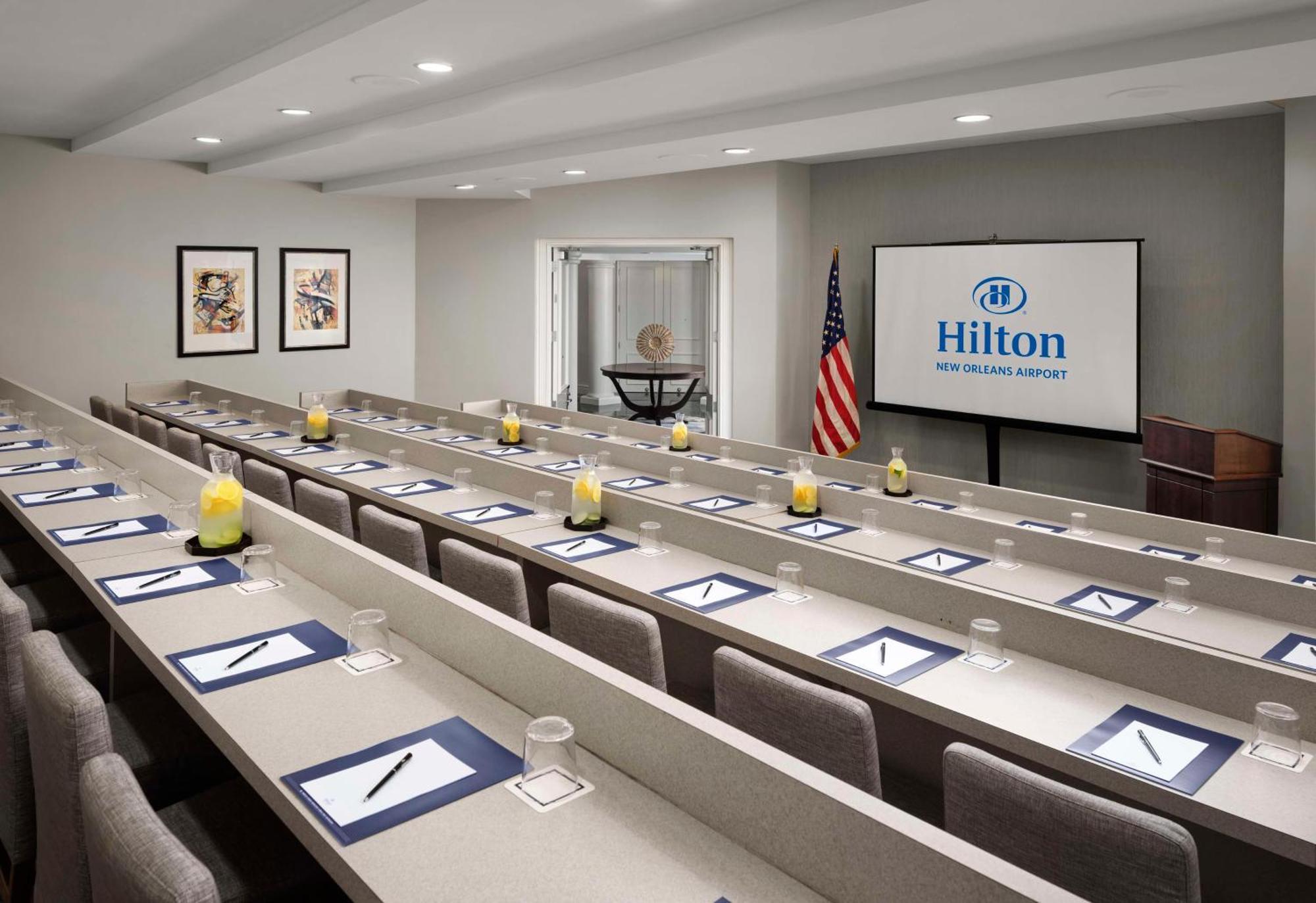 Отель Hilton New Orleans Airport Кеннер Экстерьер фото