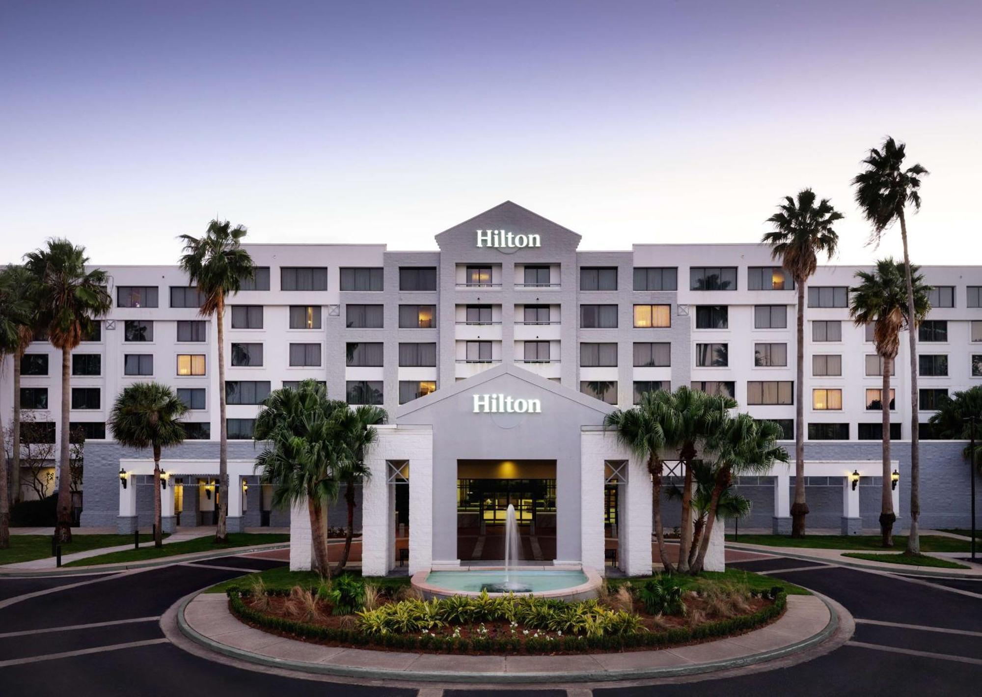 Отель Hilton New Orleans Airport Кеннер Экстерьер фото